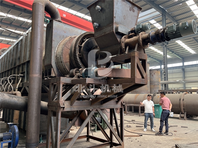 多功能果壳骚片AV蜜桃精品一区吸引天津客户前来参观考察