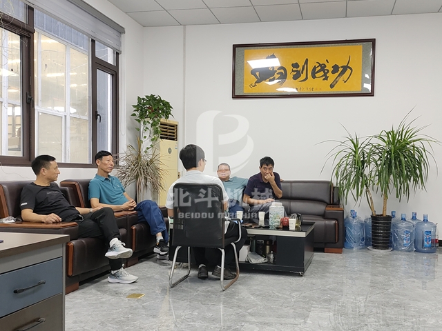 欢迎外地客户来参观我厂木材骚片AV蜜桃精品一区